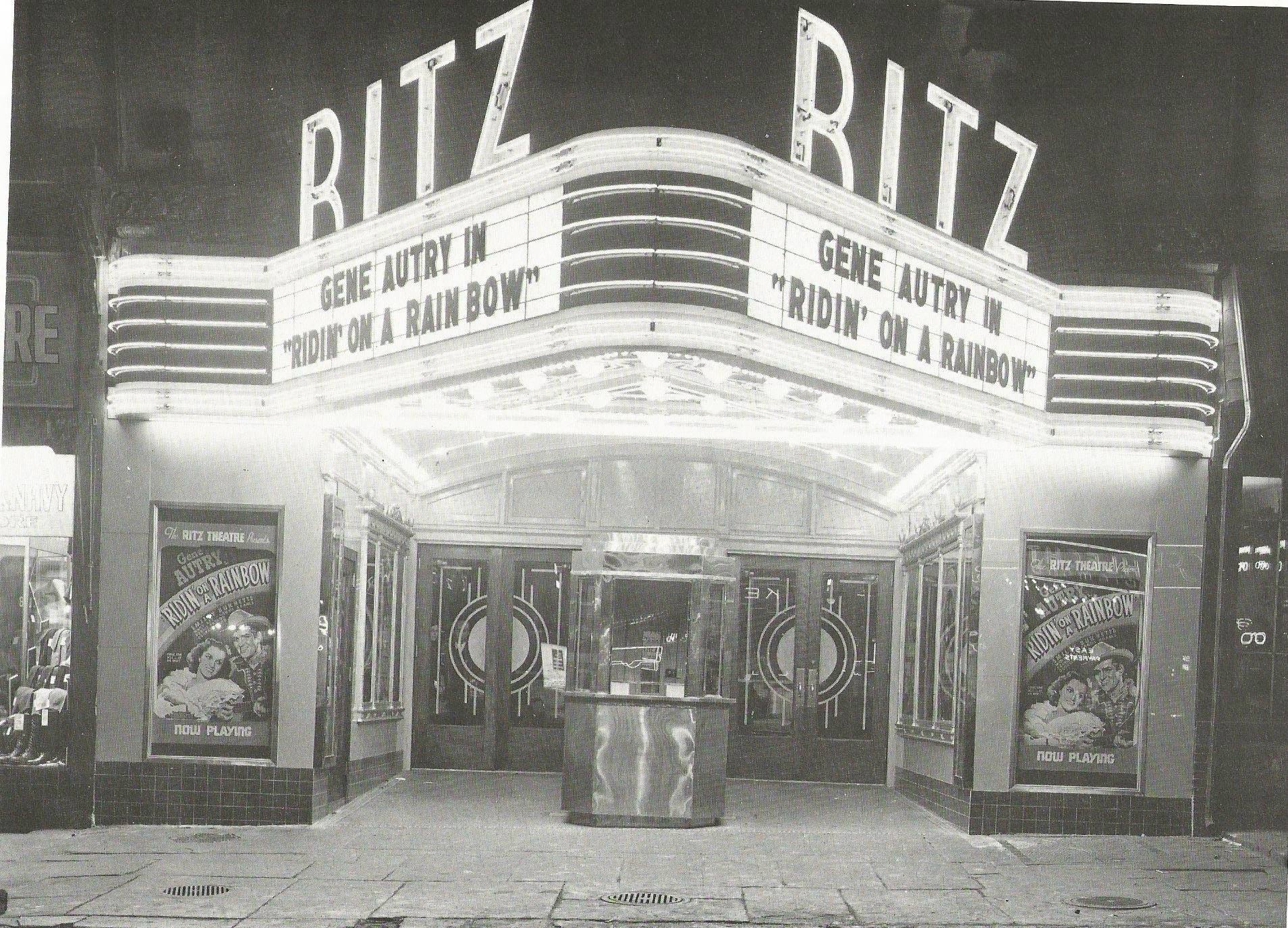 35mm Monkey Grip (1982) - Ritz Cinemas